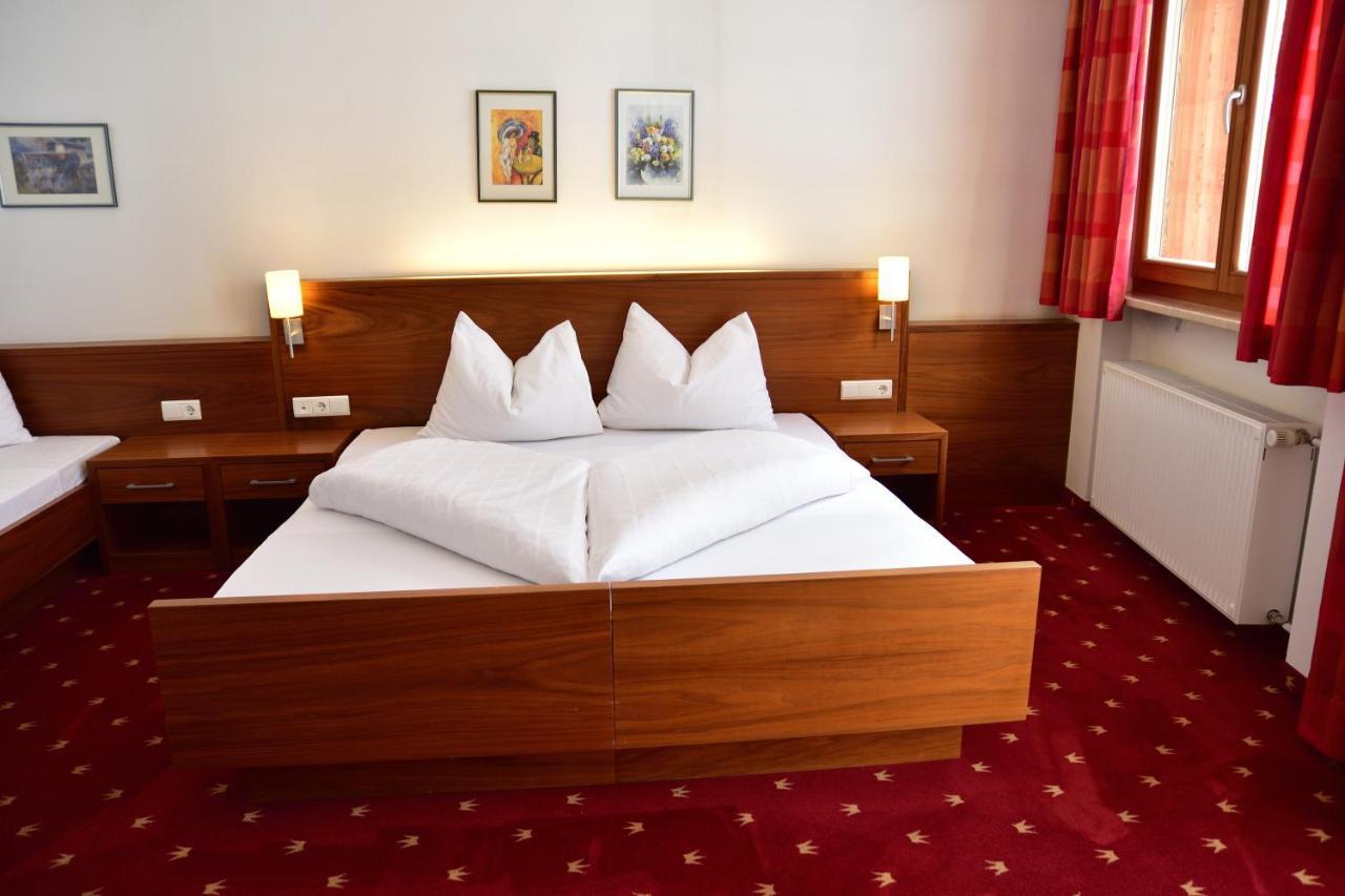 Hotel Krone Брунико Екстериор снимка