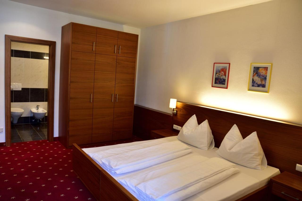Hotel Krone Брунико Екстериор снимка