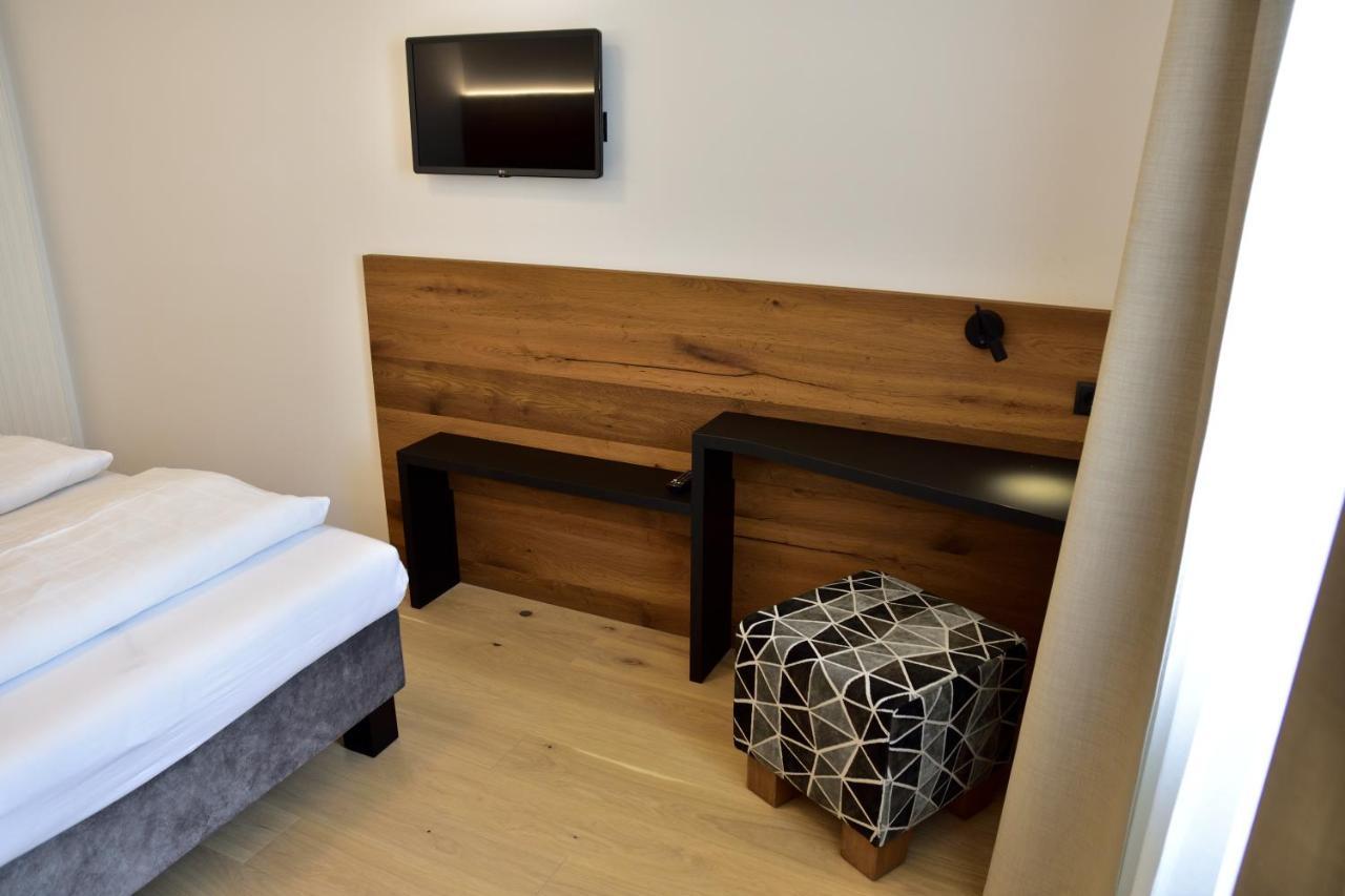 Hotel Krone Брунико Екстериор снимка