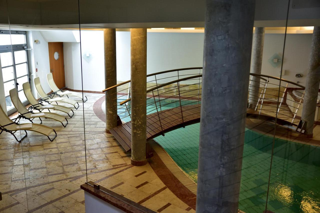 Hotel Krone Брунико Екстериор снимка